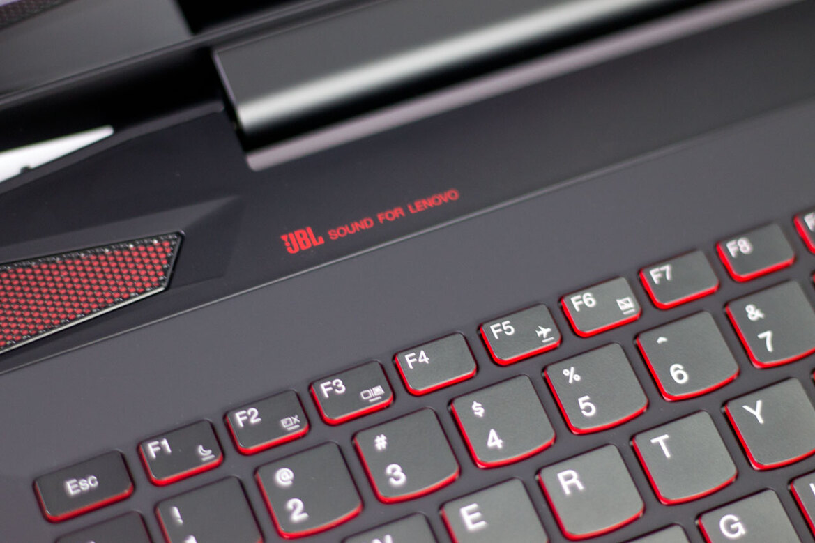 Lenovo Y70 Touch Gaming Notebook Review