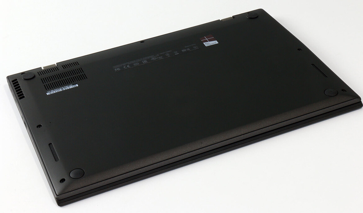 Lenovo ThinkPad X1 Carbon (2015) Review: Back To Basics With Broadwell