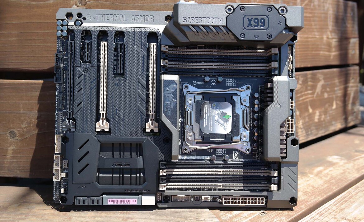 ASUS Sabertooth X99 TUF Review: USB 3.1 Tested