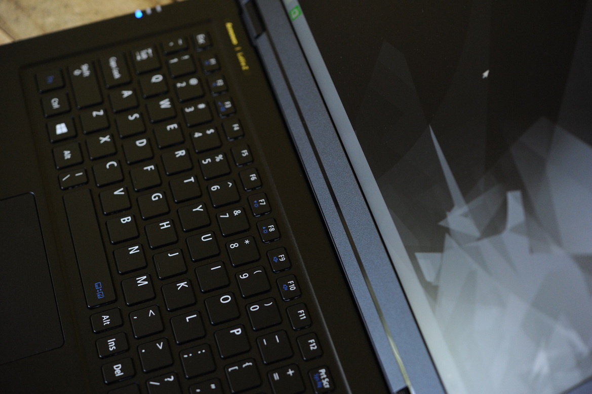 Lenovo LaVie Z And LaVie Z 360 Reviews: Taking Thin And Light To A Whole New Level