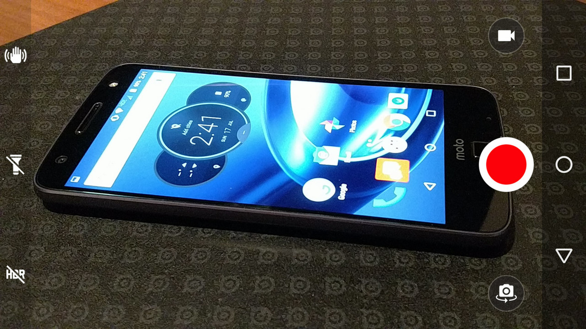 Moto Z And Moto Z Force With Moto Mods Review: Excellent Execution