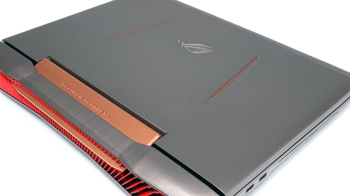 Asus ROG G752 Review: A Pascal Packing Mobile Powerhouse