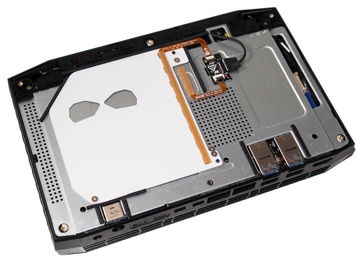 Intel Hades Canyon NUC8i7HVK Review: Pint-Sized Gaming Powerhouse