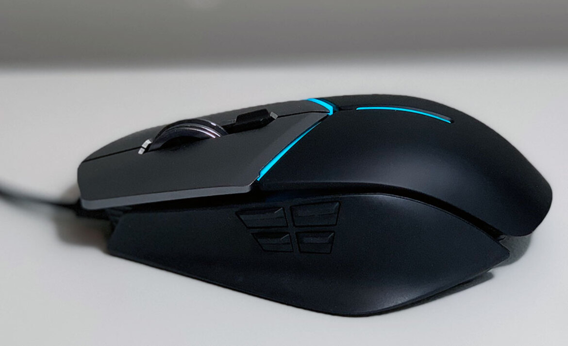 Alienware AW988 Wireless Headset And AW959 Elite Mouse Review