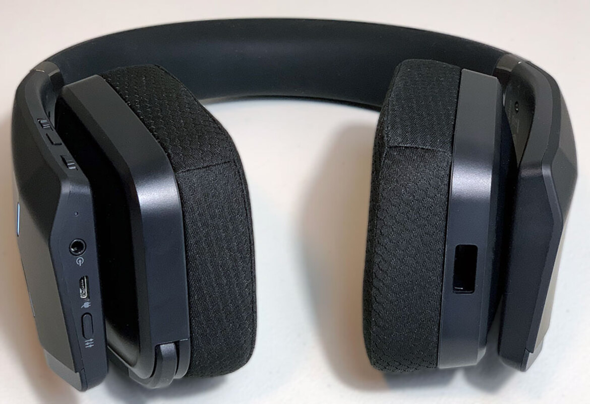 Alienware AW988 Wireless Headset And AW959 Elite Mouse Review