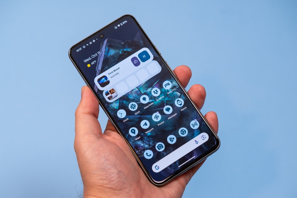 Pixel 8 And Pixel 8 Pro Review: Artificially Intelligent, Naturally Elegant