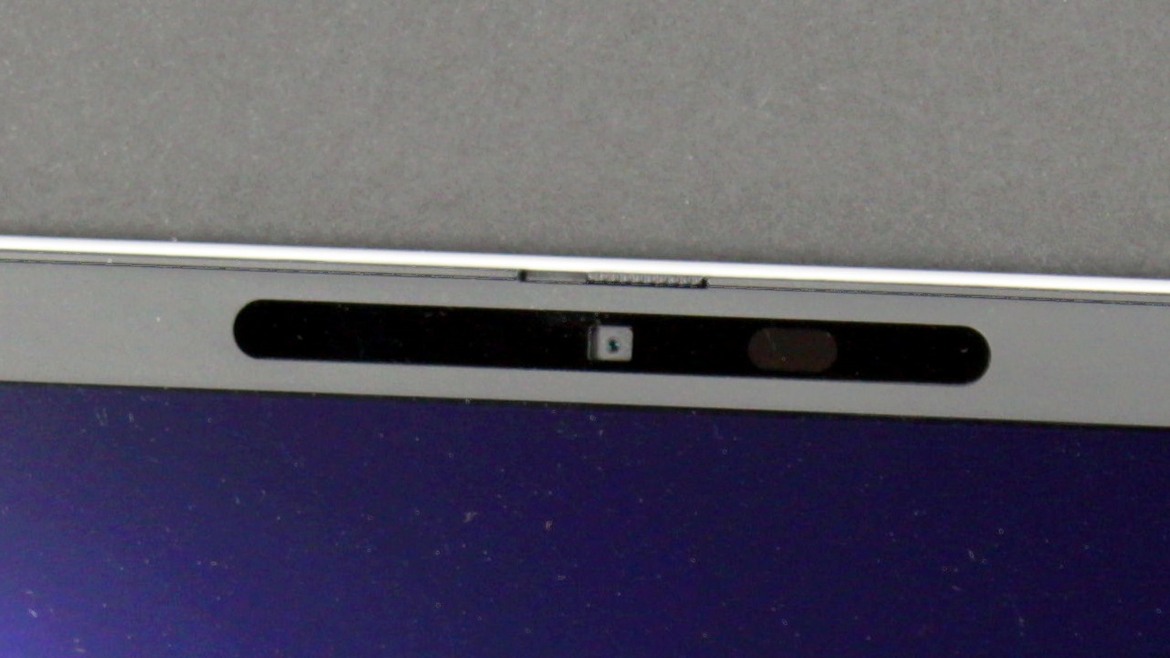 HP EliteBook 1040 G11 Review: A Road Warrior’s Secret Weapon