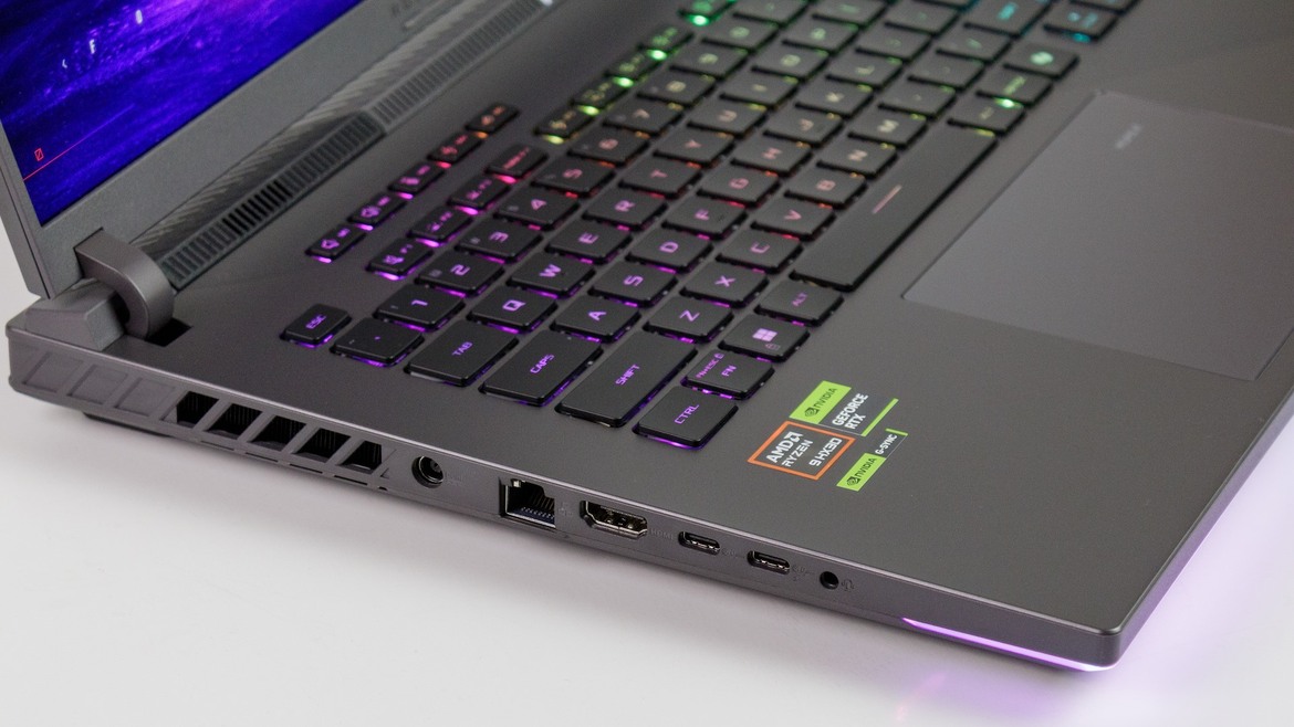 ASUS ROG Strix G16 Review: Balanced Performance Meets Gaming Value