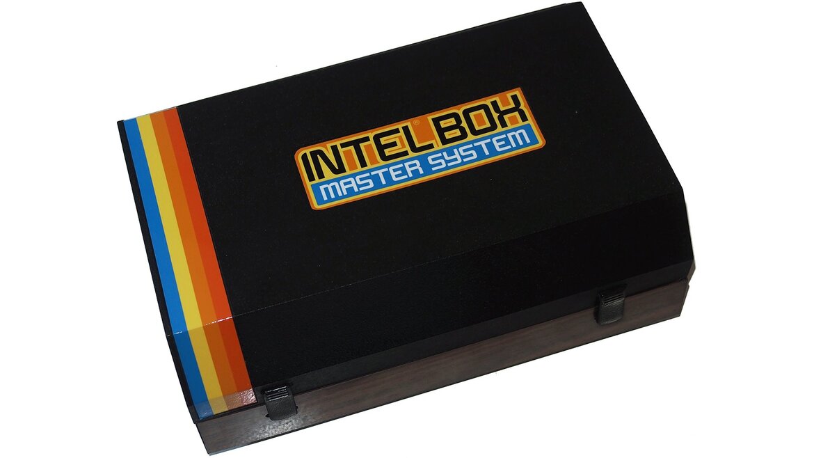 Unboxing The Retro Intel Box Master System, Not So Retro Inside 