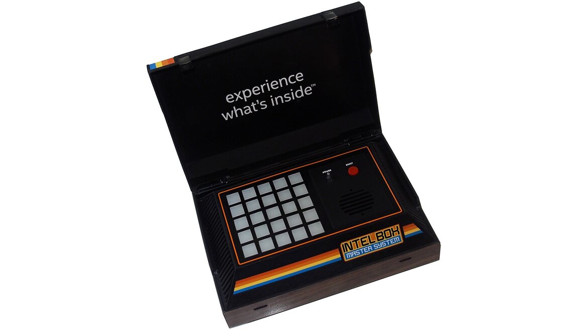 Unboxing The Retro Intel Box Master System, Not So Retro Inside 