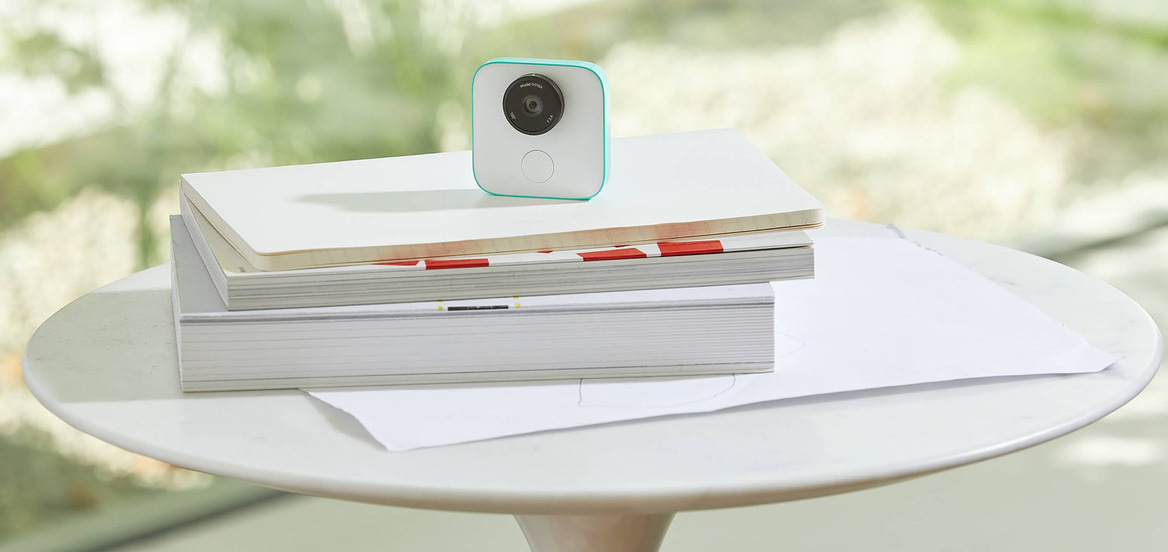 Google Launches $999 Pixelbook, Wireless Pixel Buds Earphones And Google Clips AI Camera